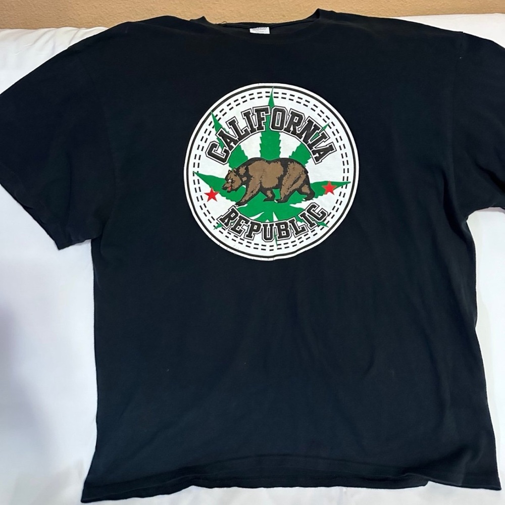 California Republic Black T-Shirt